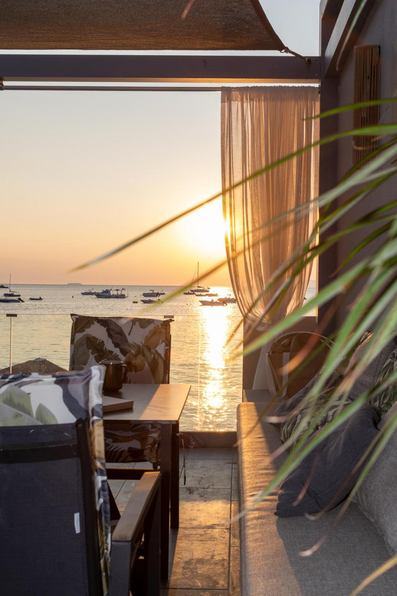Buganvilla-Sea Front Villas Агия-Пелагия  Экстерьер фото